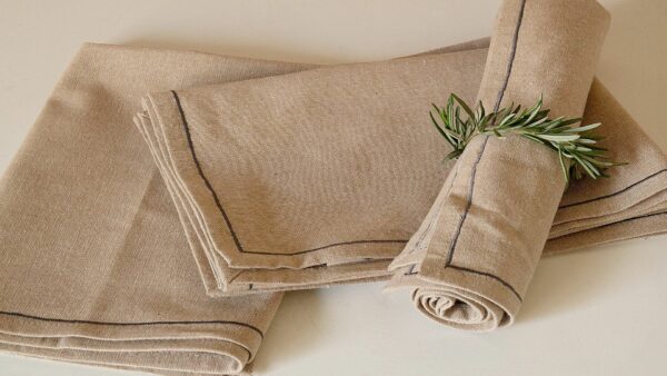 Table Runners (Type: Linen)